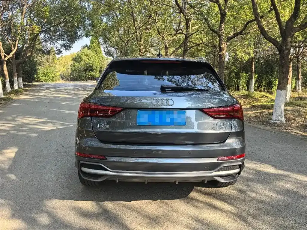 Audi Q3 — фото 5