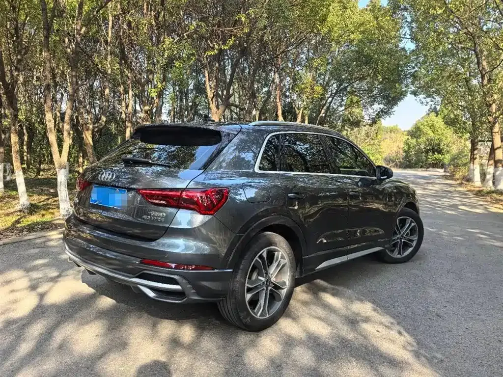 Audi Q3 — фото 6