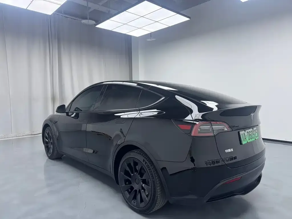Tesla Model Y 2022 из CN, фото 8