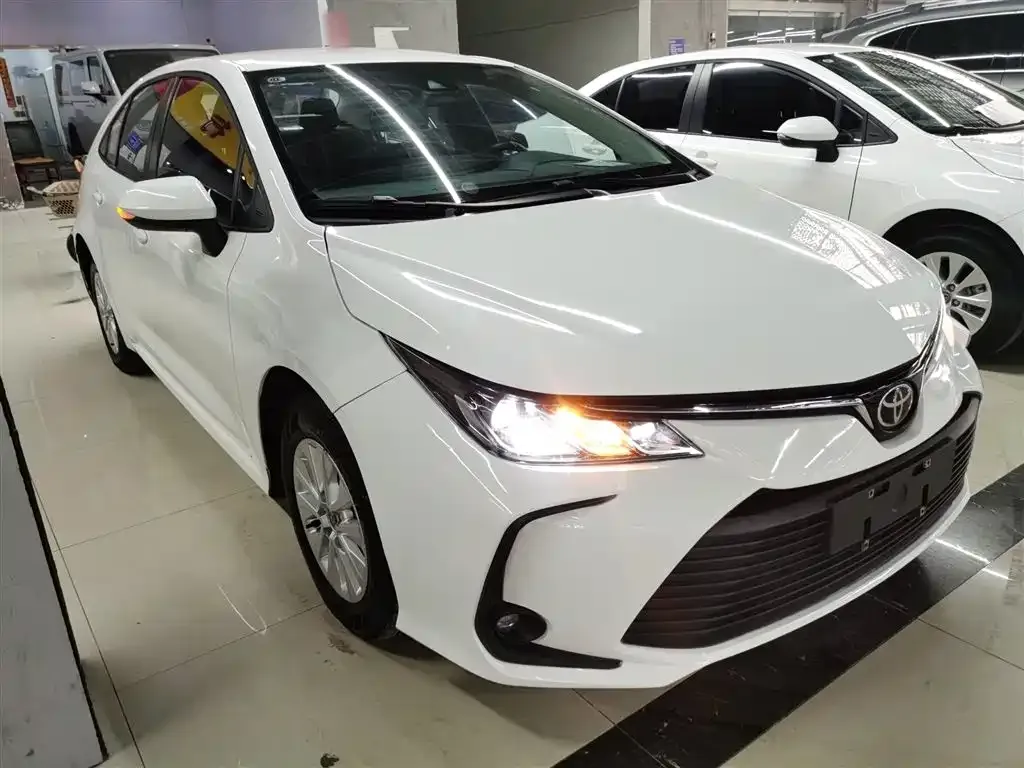 Toyota Corolla 2024 из CN, фото 8