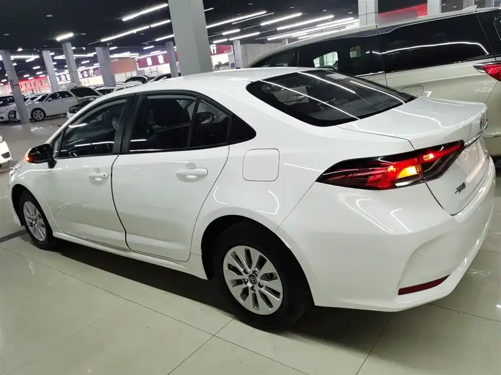 Toyota Corolla 2024 из CN, фото 9