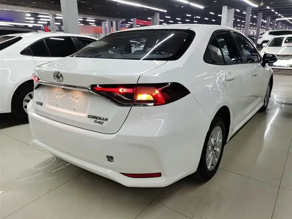 Toyota Corolla 2024 из CN, фото 3