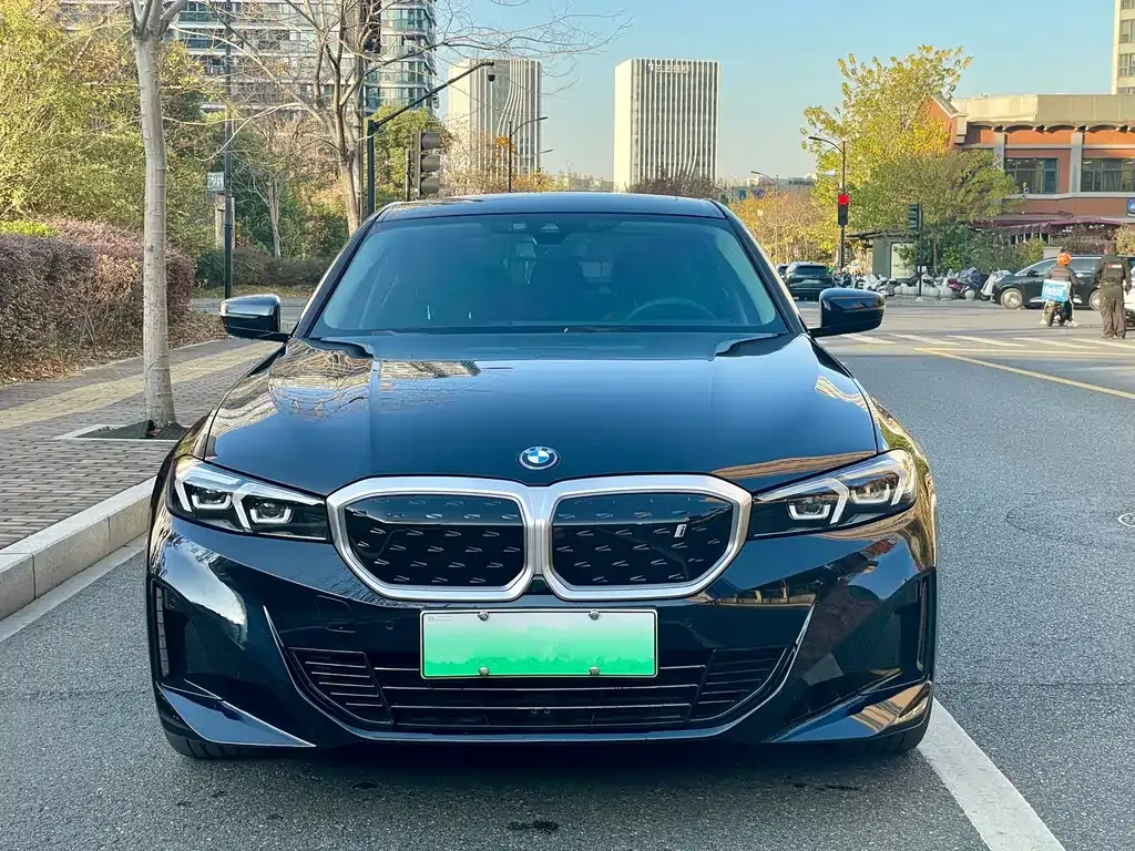 BMW i3 2024 из CN, фото 2