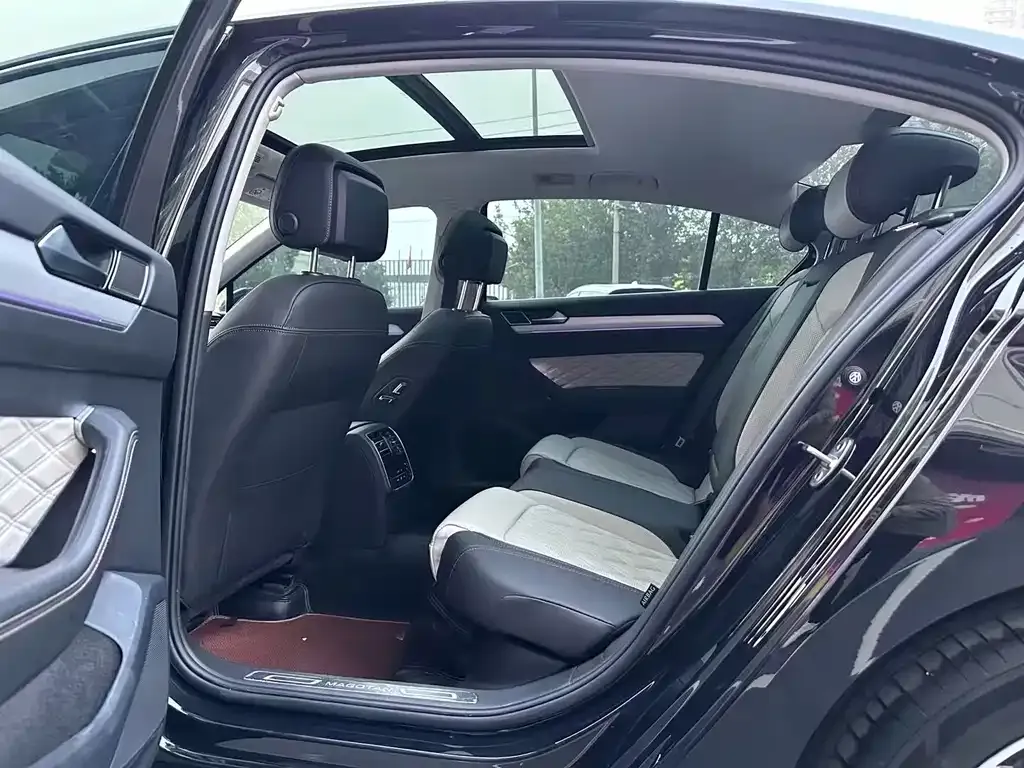 [object Object] Magotan 2023 из CN, фото 6