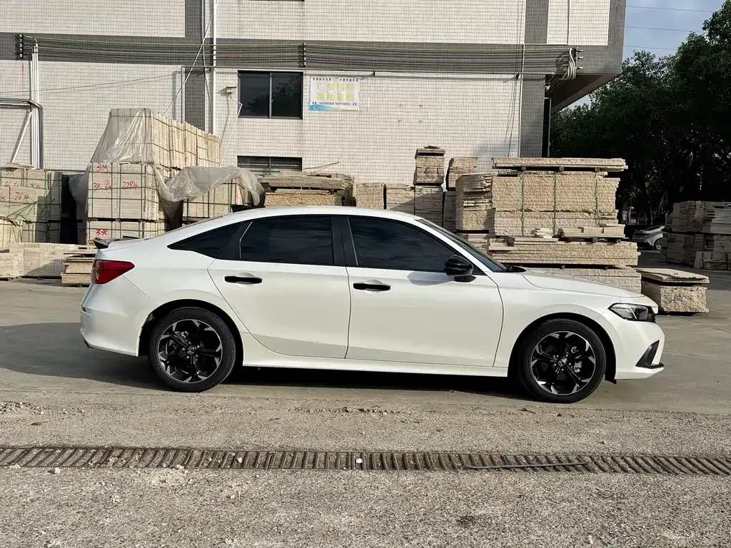 Honda Civic — фото 4