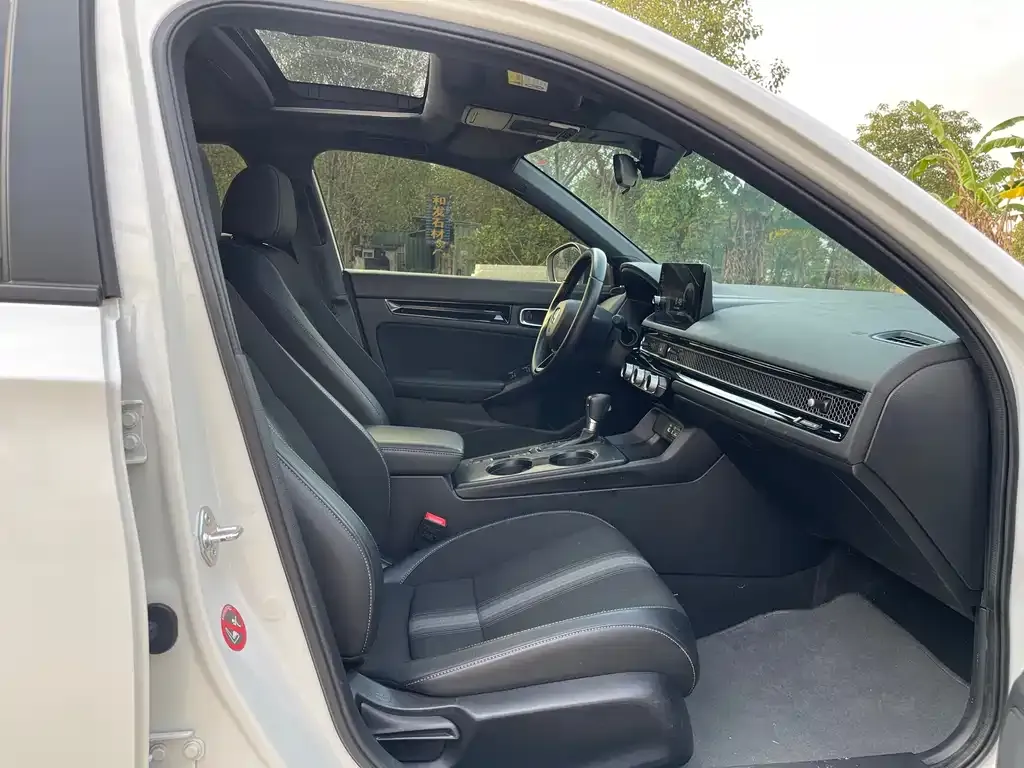 Honda Civic — фото 8