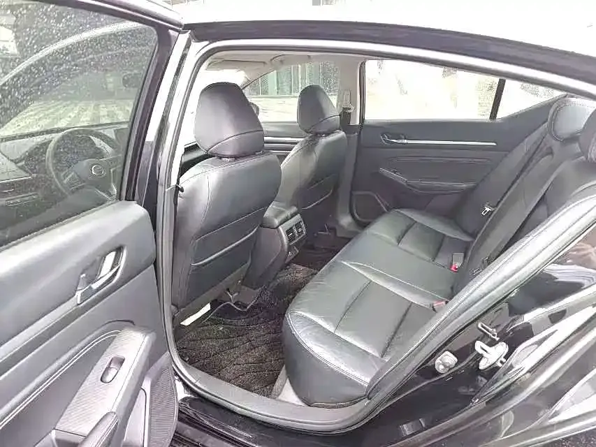 Nissan Teana — фото 4