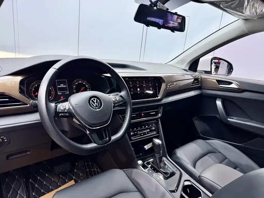 Volkswagen Tharu 2021 из CN, фото 9