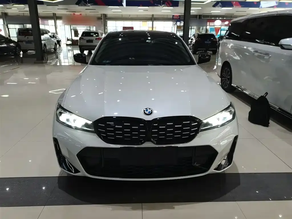 BMW 3 Series 2024 из CN, фото 7