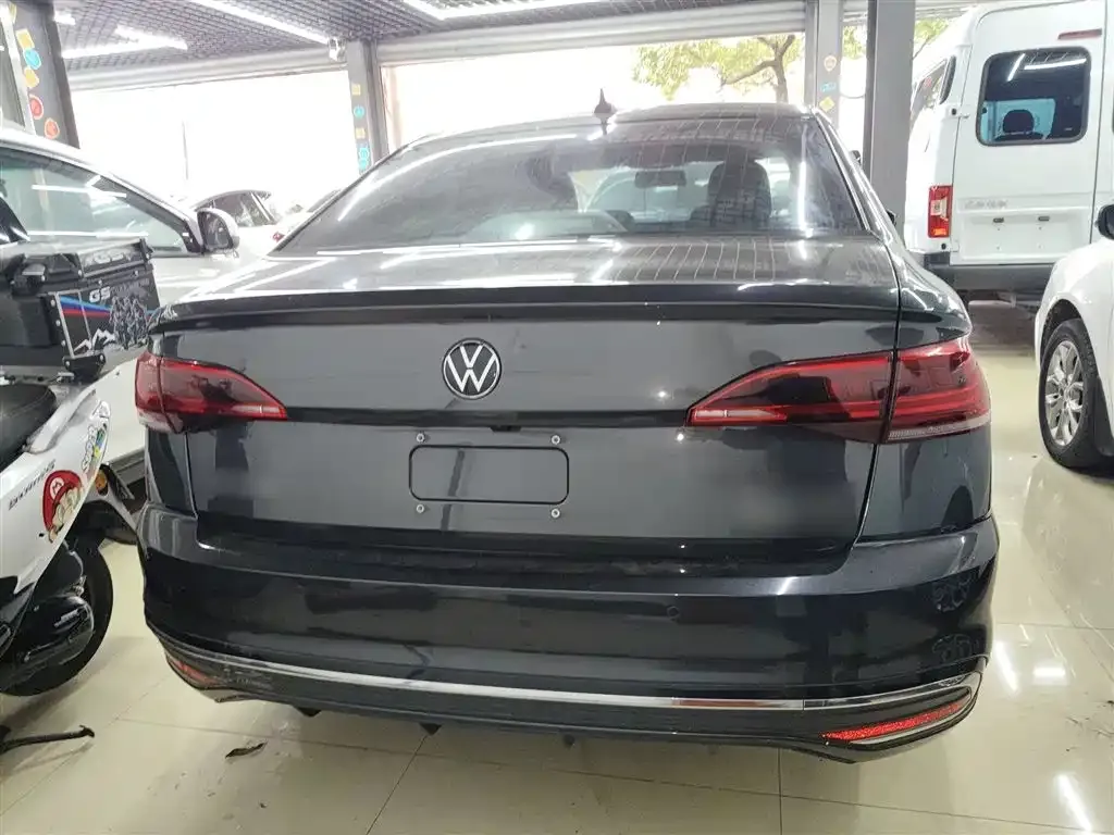 Volkswagen Bora 2023 из CN, фото 7