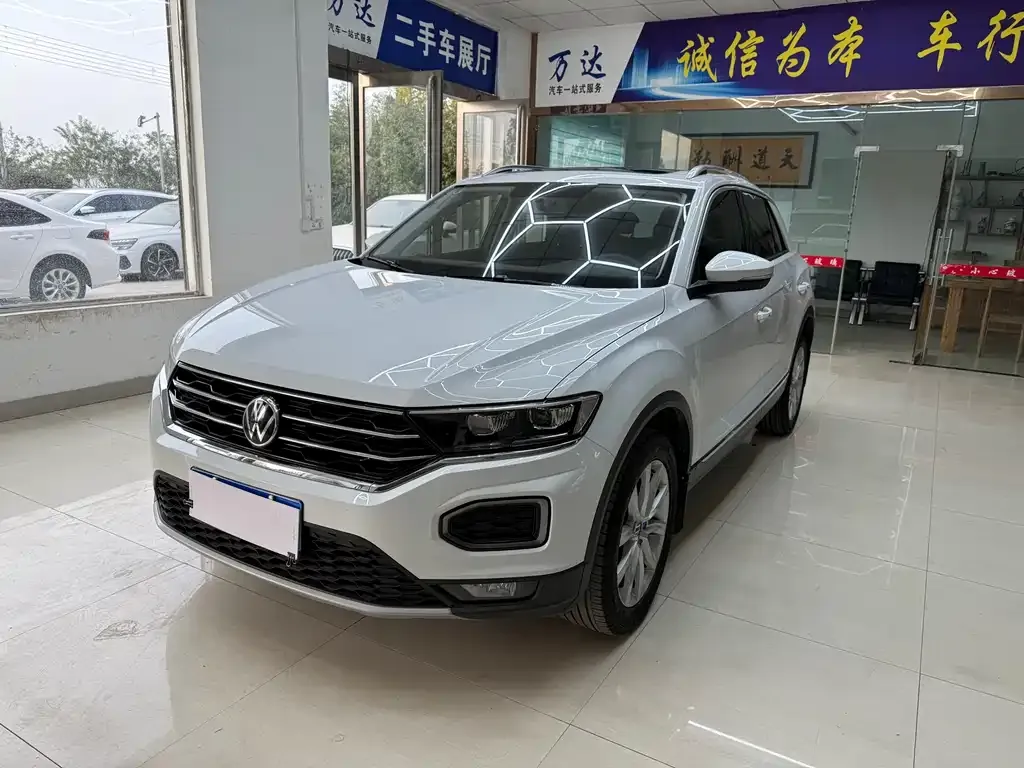 Volkswagen T-Roc 2022 из CN, фото 1