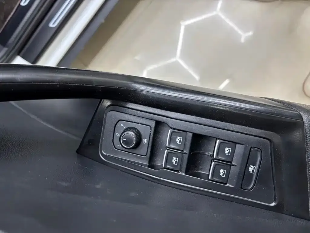 Volkswagen T-Roc 2022 из CN, фото 7