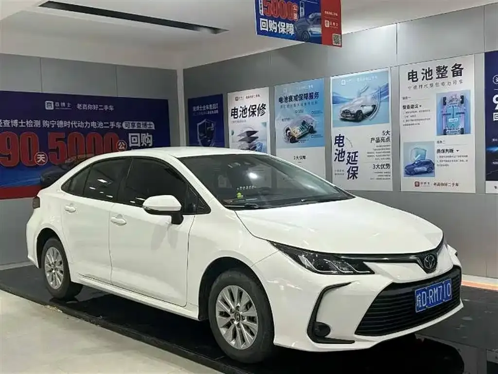 Toyota Corolla — фото 3