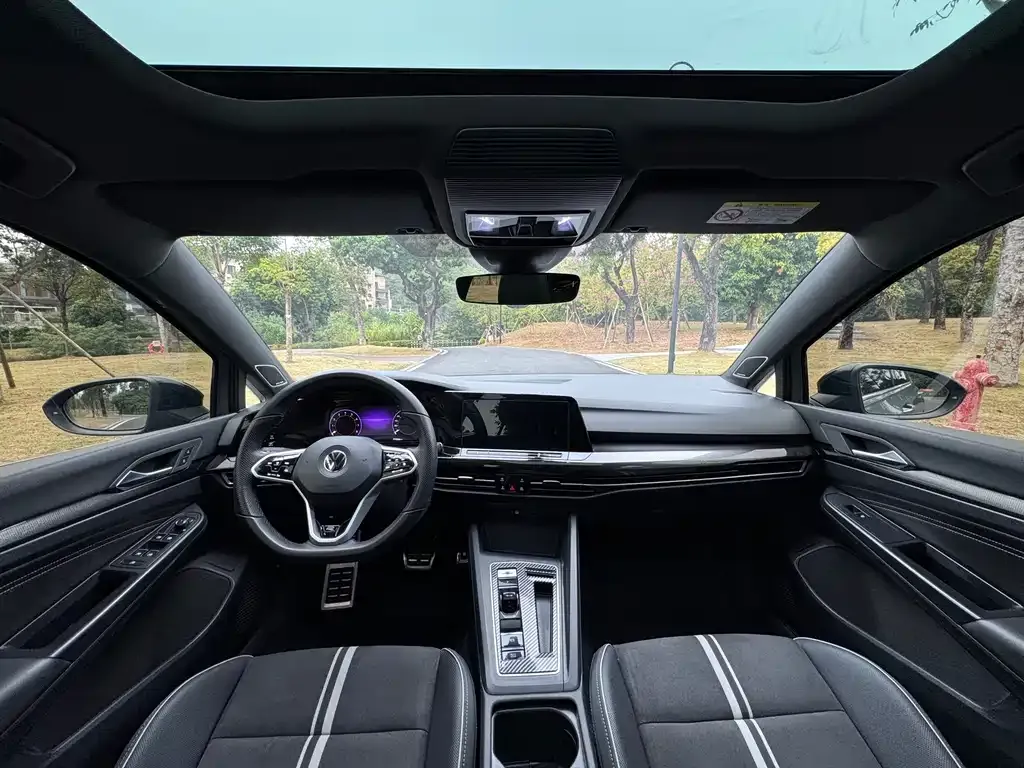 Volkswagen Golf 2021 из CN, фото 7