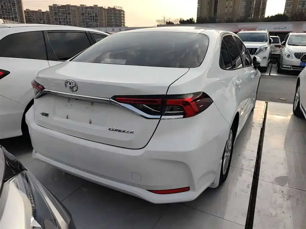Toyota Corolla 2022 из CN, фото 7
