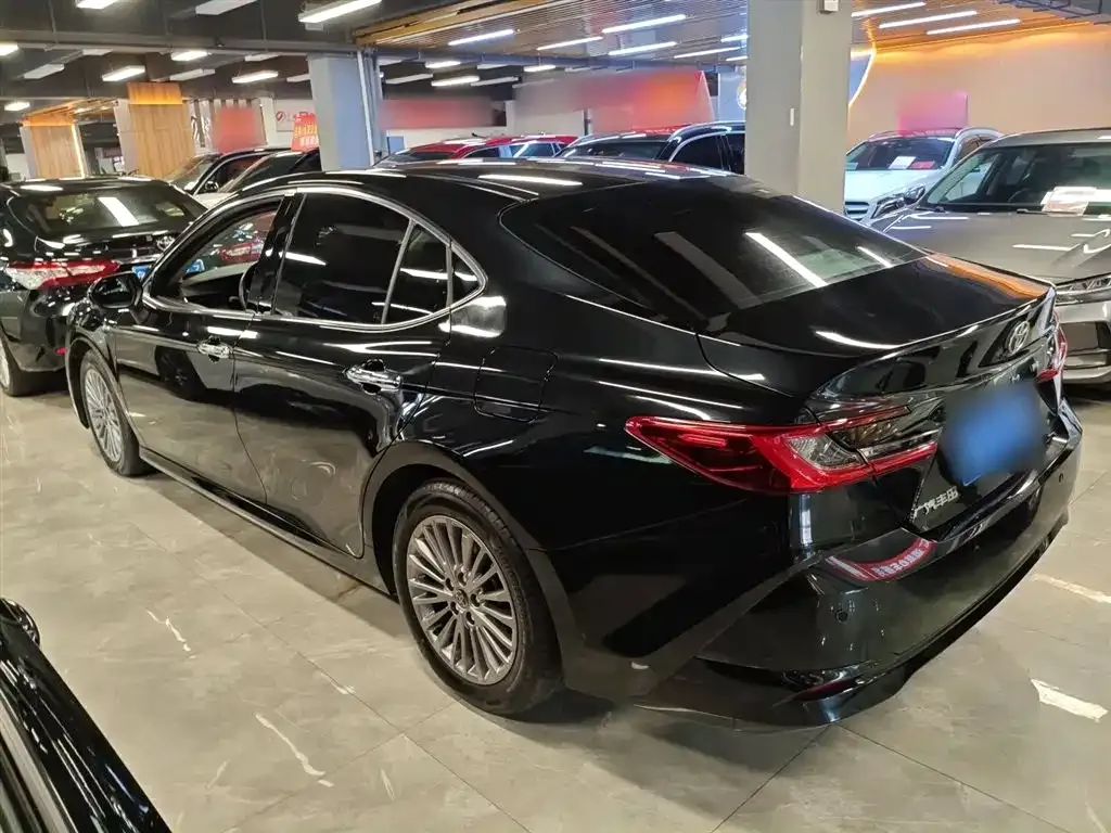 Toyota Camry 2024 из CN, фото 8