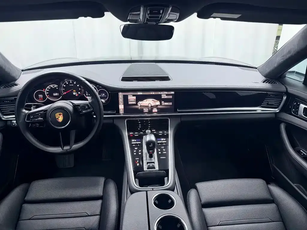 Porsche Panamera — фото 9