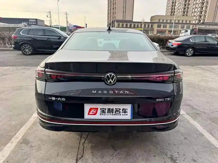 Volkswagen Magotan 2024 из CN, фото 4