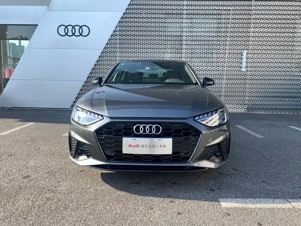Audi A4L 2023 из CN, фото 10