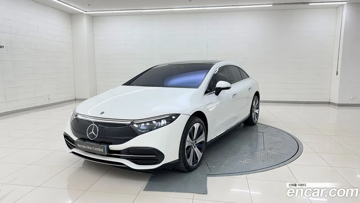 Mercedes-Benz EQS