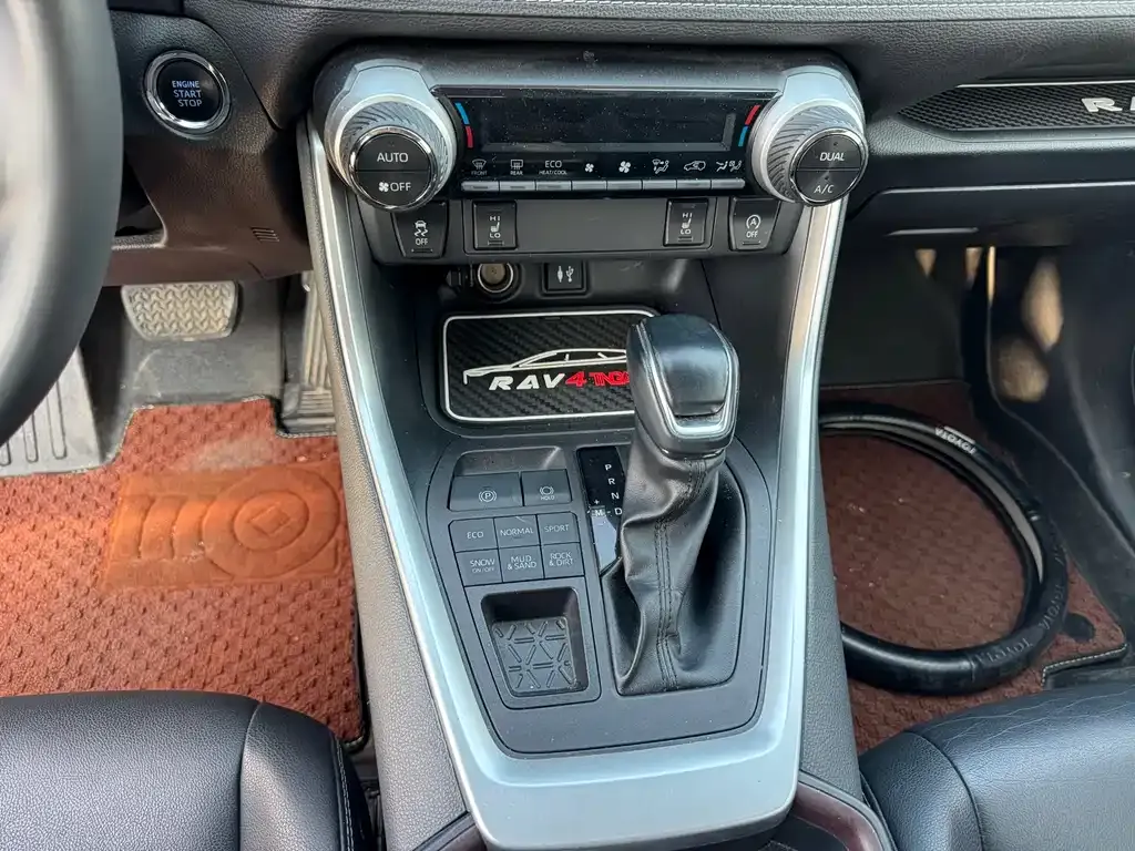 Toyota RAV4 2022 из CN, фото 9
