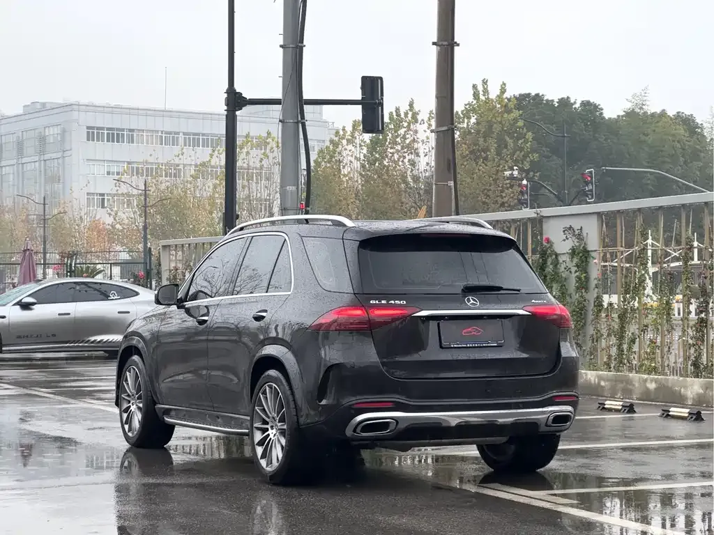 Mercedes-Benz GLE — фото 7