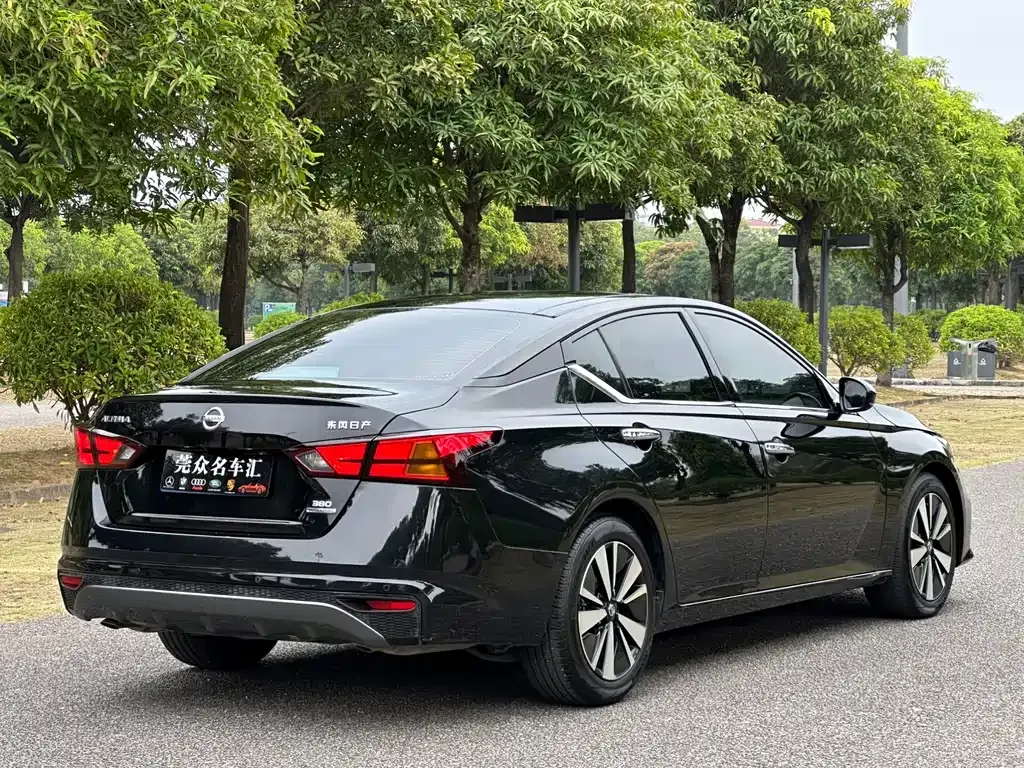 Nissan Teana — фото 4