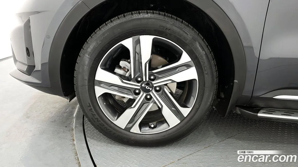 Kia Sorento — фото 5