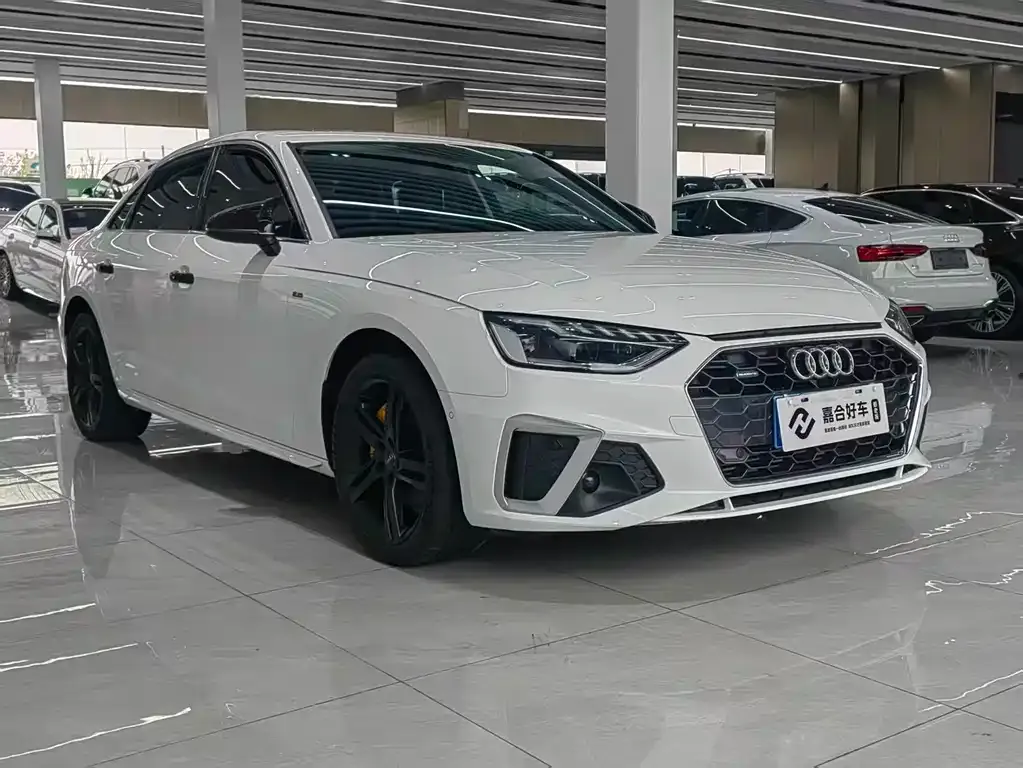 Audi A4L 2021 из CN, фото 10