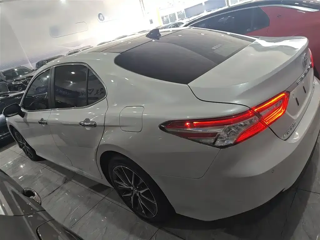 Toyota Camry 2021 из CN, фото 3