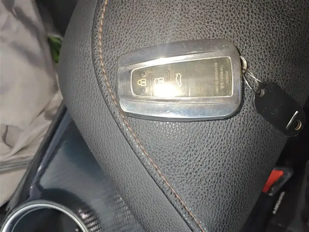 Toyota Camry 2021 из CN, фото 7