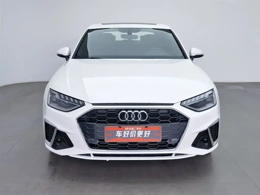 Audi A4L 2022 из CN, фото 3