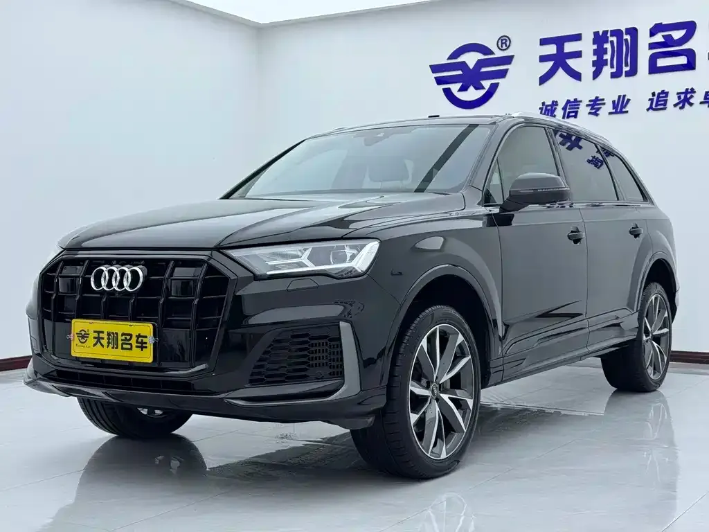 Audi Q7 2022 из CN, фото 1