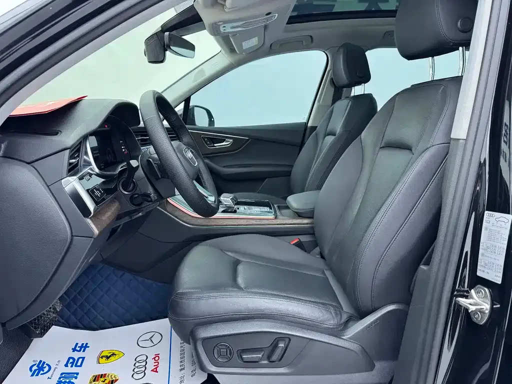 Audi Q7 2022 из CN, фото 8