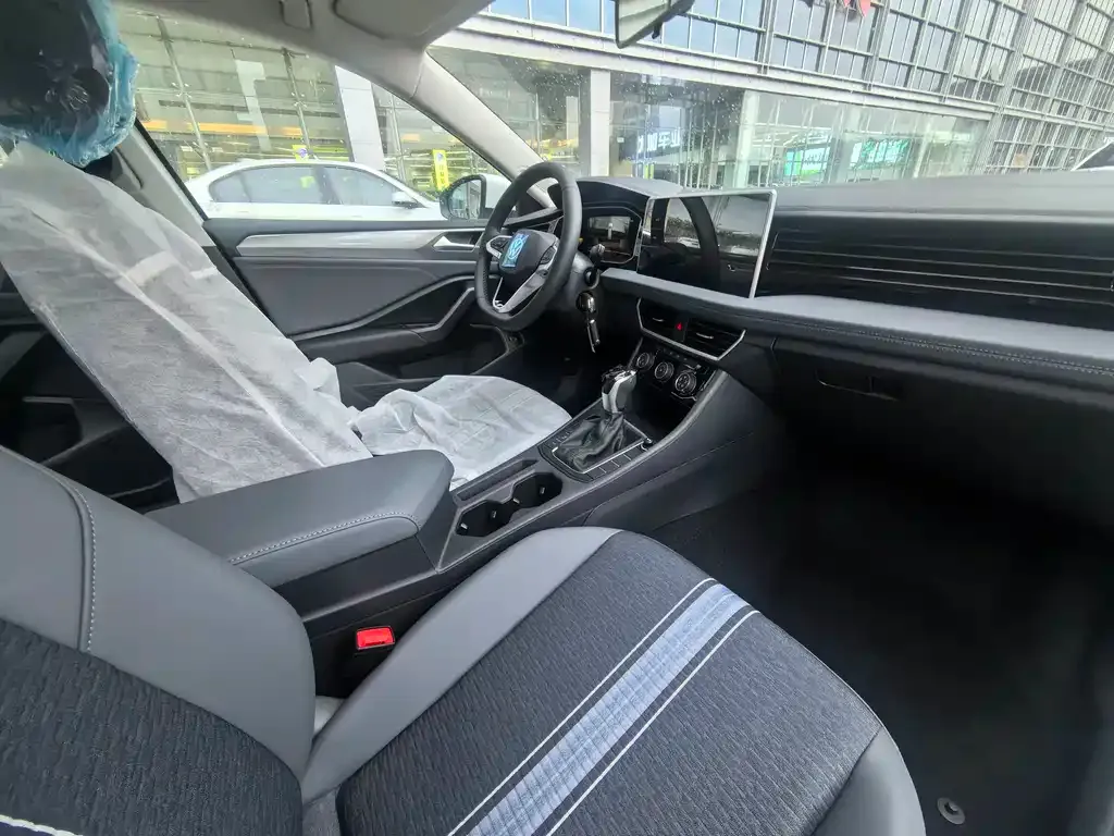 Volkswagen Sagitar 2026 из CN, фото 5