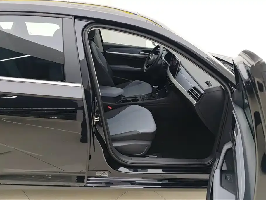 Volkswagen Lavida 2024 из CN, фото 2