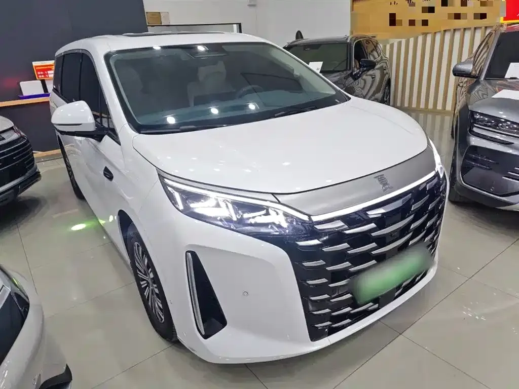 BYD Xia 2025 из CN, фото 8
