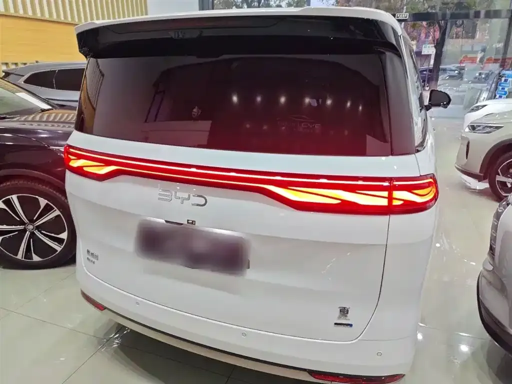 BYD Xia 2025 из CN, фото 10