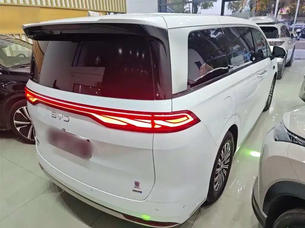 BYD Xia 2025 из CN, фото 6