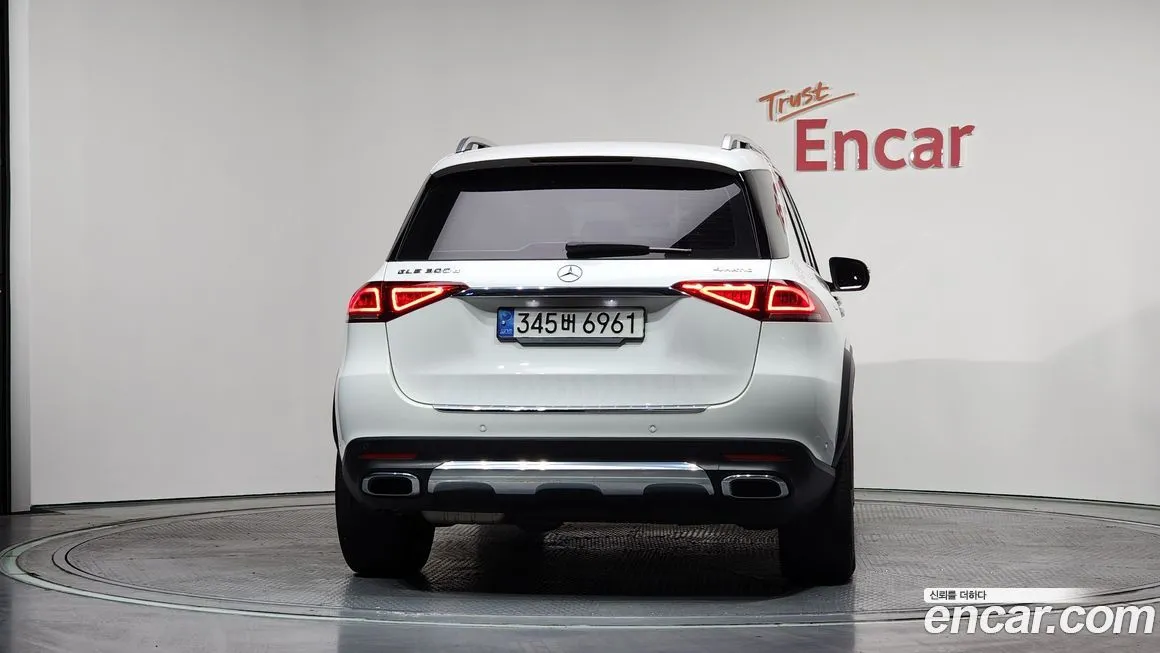 Mercedes-Benz GLE-Class — фото 4