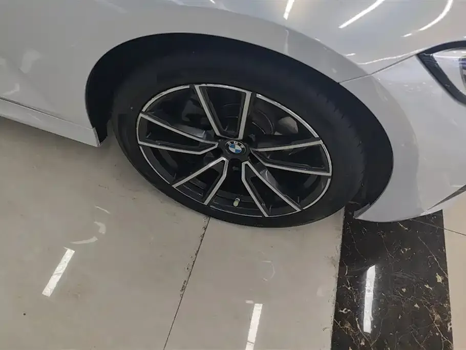 BMW 3 Series 2022 из CN, фото 3