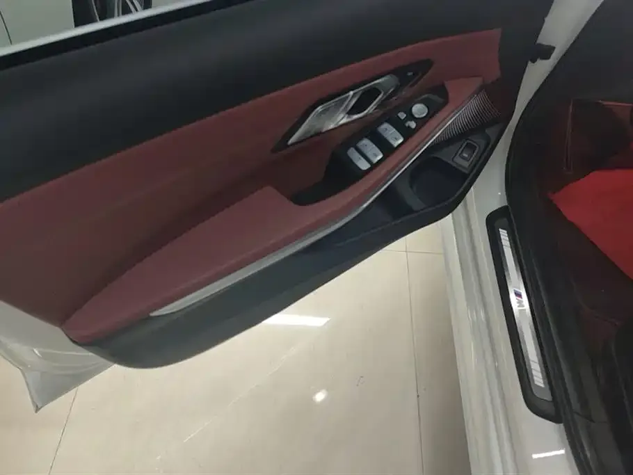BMW 3 Series 2022 из CN, фото 8
