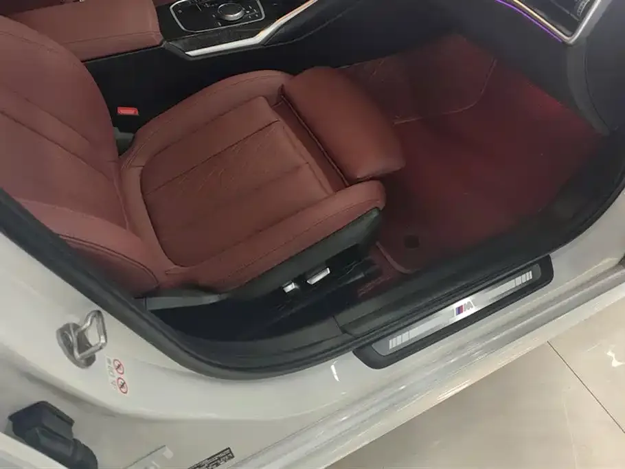 BMW 3 Series 2022 из CN, фото 6