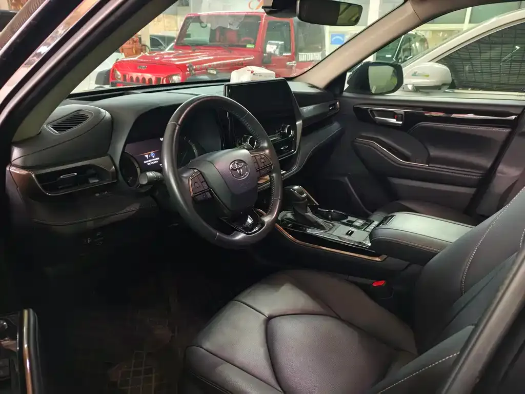 Toyota Highlander 2024 из CN, фото 6