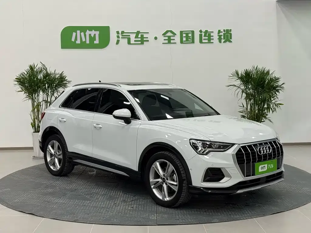 Audi Q3 — фото 10