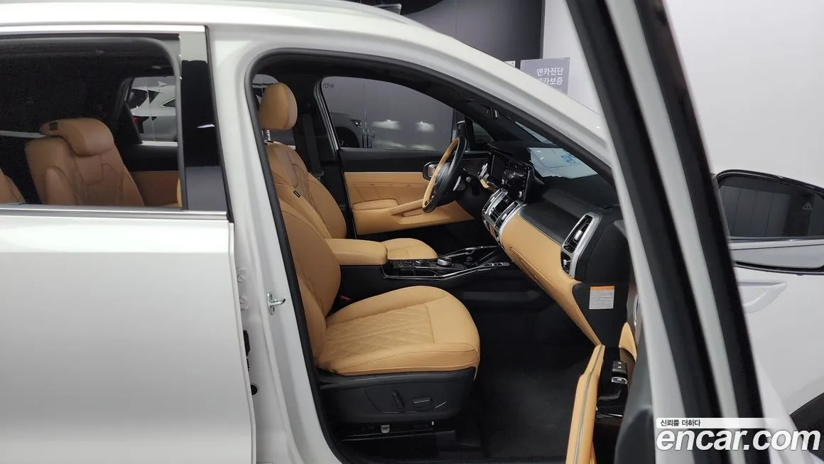 Kia Sorento — фото 10
