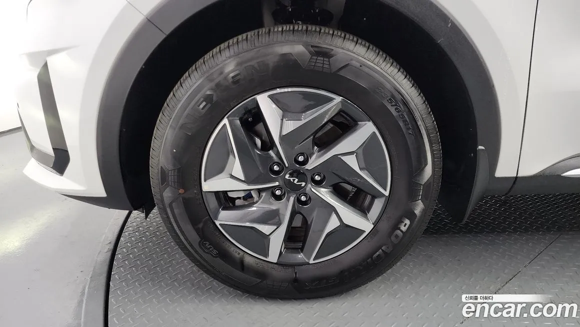 Kia Sorento — фото 5