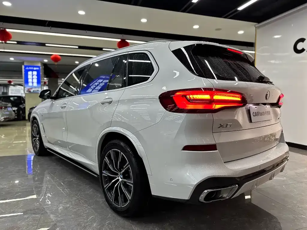 BMW X5 2022 из CN, фото 2