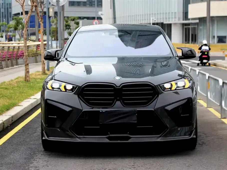 BMW X6 M 2024 из CN, фото 8