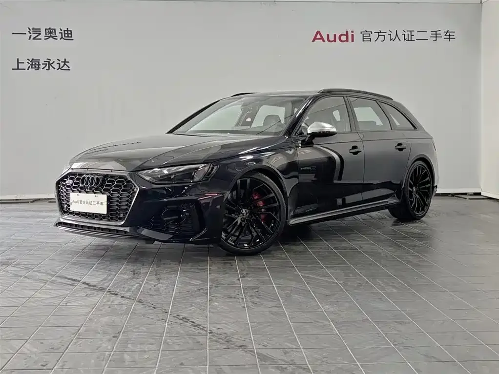Audi RS 4 2024 из CN, фото 1